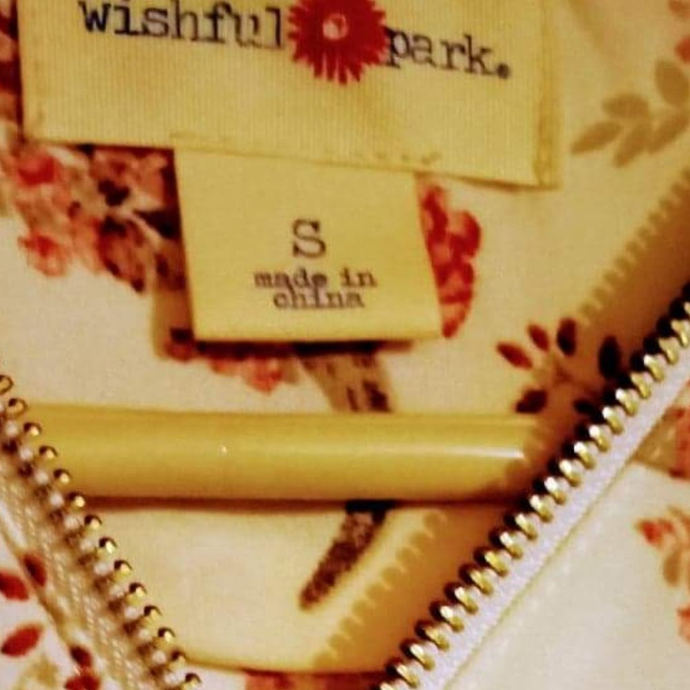 WISHFUL PARK BRAND FLORAL BLOUSE SIZE S